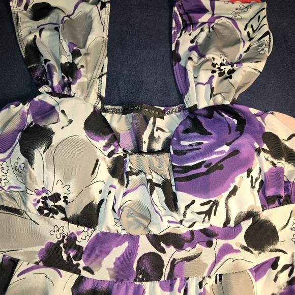 Deb Tops - Floral dressy tank, can wear regular bra, sz junior lg, 33in bust, 32in length